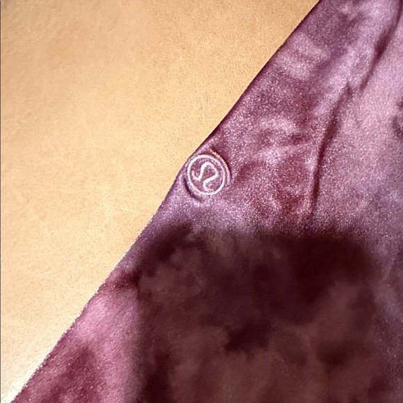 lululemon athletica Velvet Sweatshirt and matching pants. Rose - Picture 9 of 9